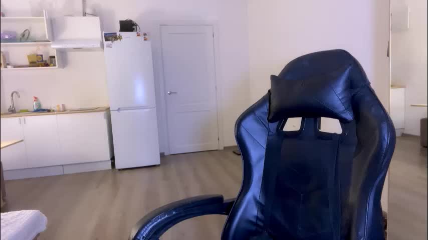 sailormoon666_ Adult Chat November 11, 2025