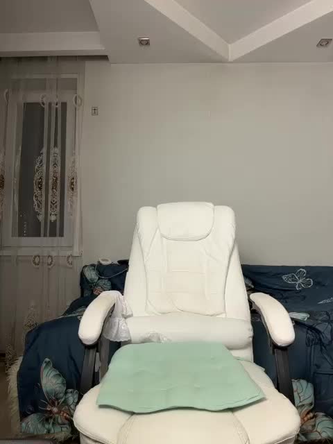 Eva-Bella Adult Chat November 11, 2025