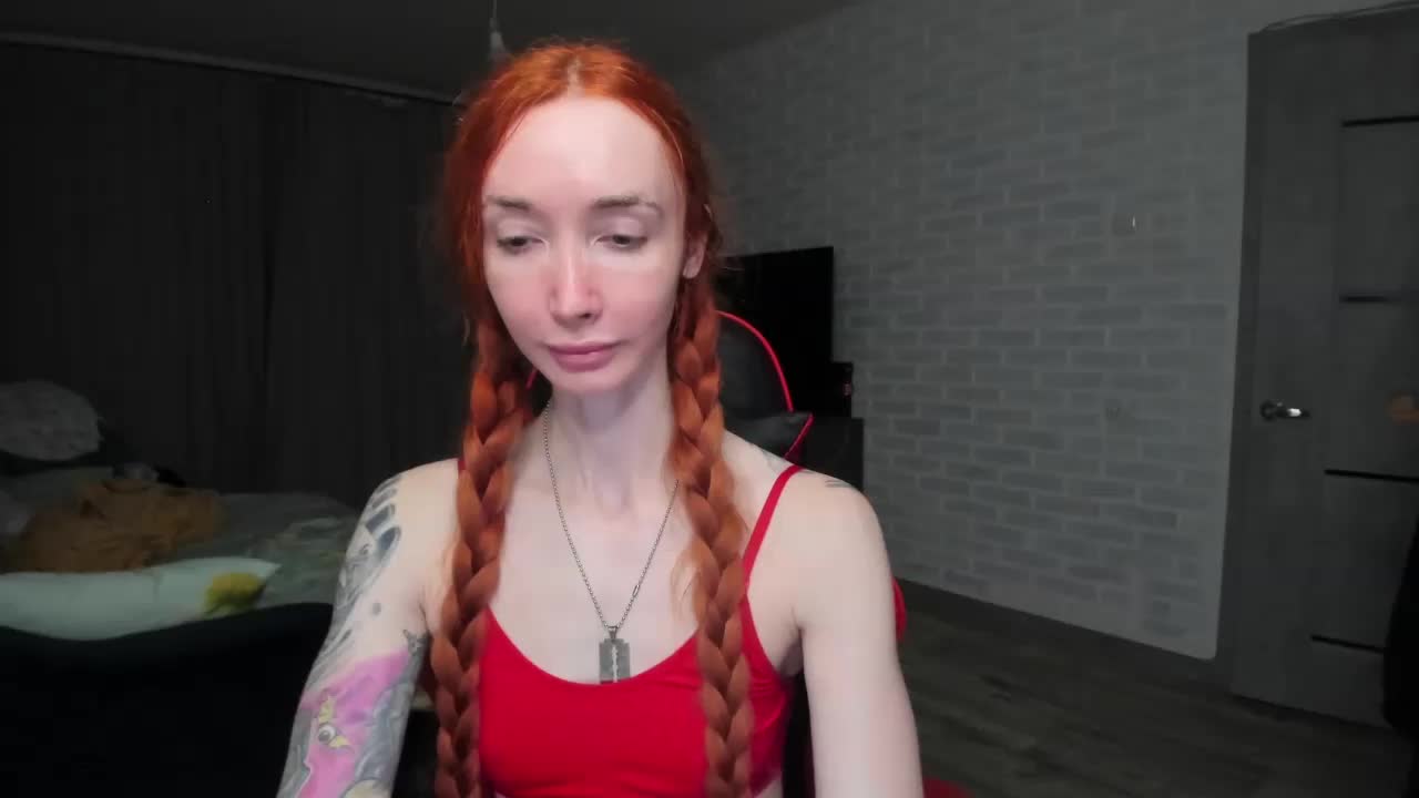 Roxy-Sun Adult Chat November 11, 2025