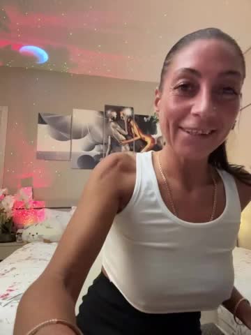 IrinkaGata Adult Chat November 11, 2025