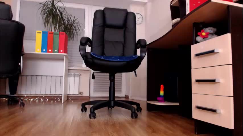 hottdoll611 Adult Chat November 11, 2025