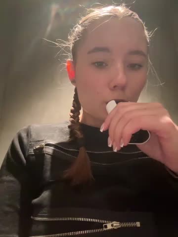 StephanieMur Adult Chat November 11, 2025