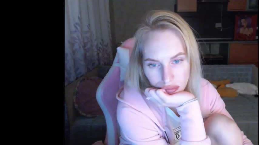 elsa_shine Adult Chat November 11, 2025