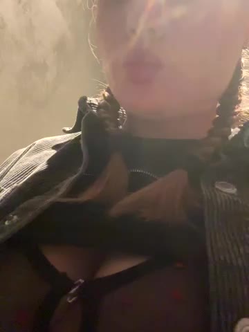 StephanieMur Adult Chat November 11, 2025