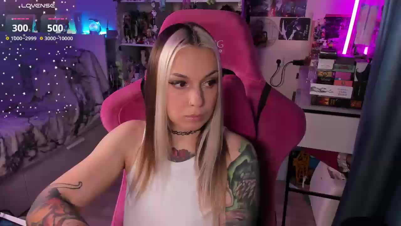 ChloeKohaku Adult Chat November 11, 2025