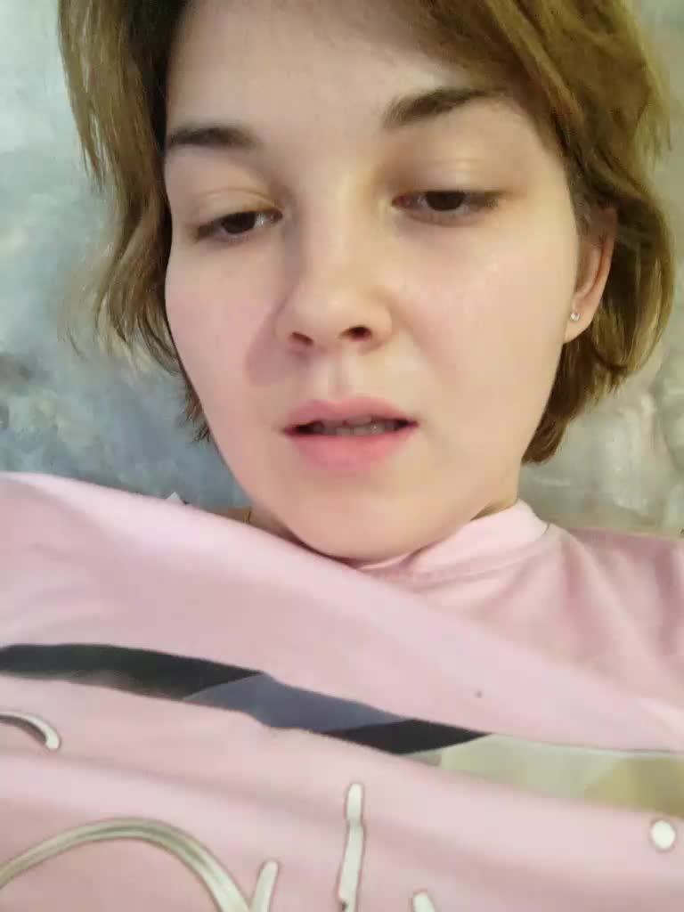 FoxyLoVe25 Adult Chat November 11, 2025