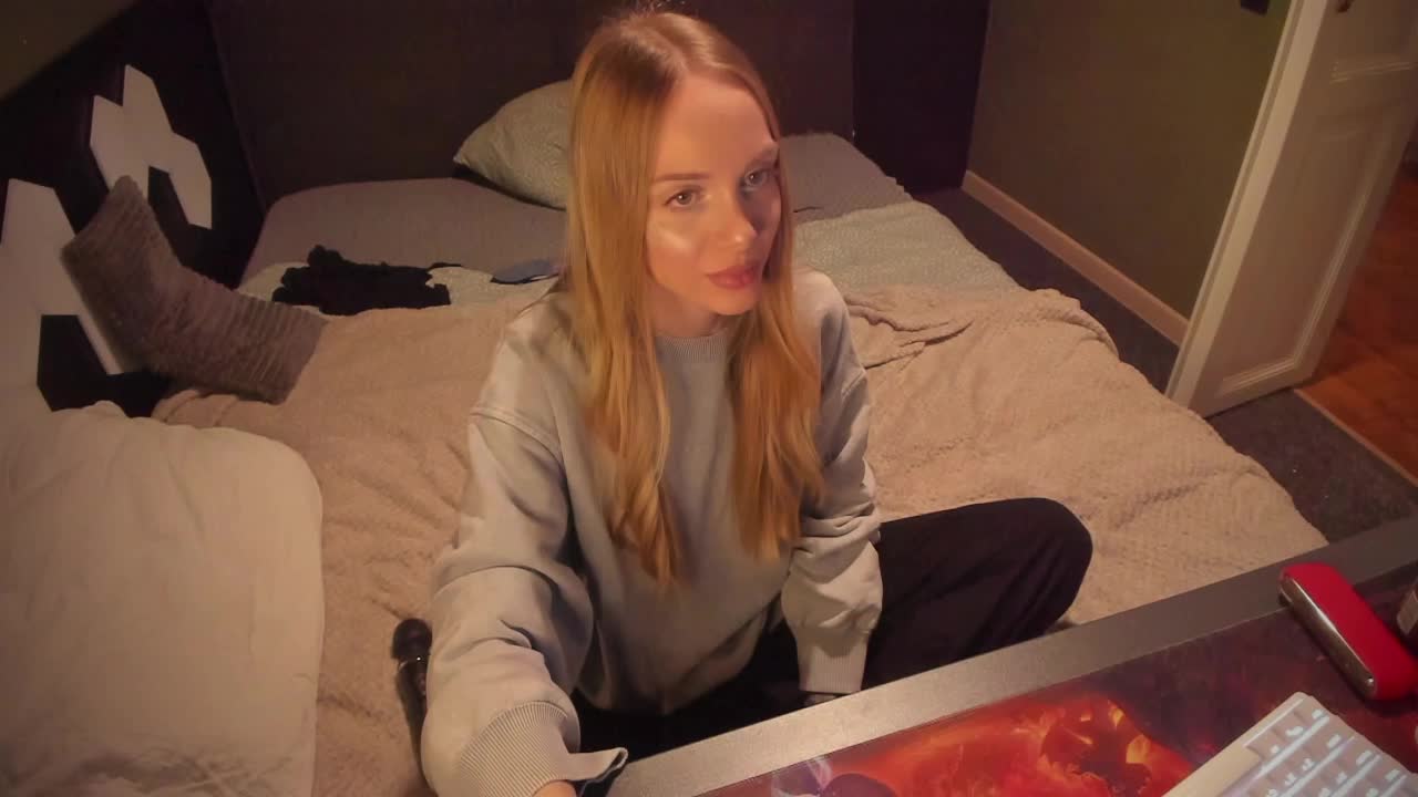 Extramintkiss Adult Chat November 11, 2025