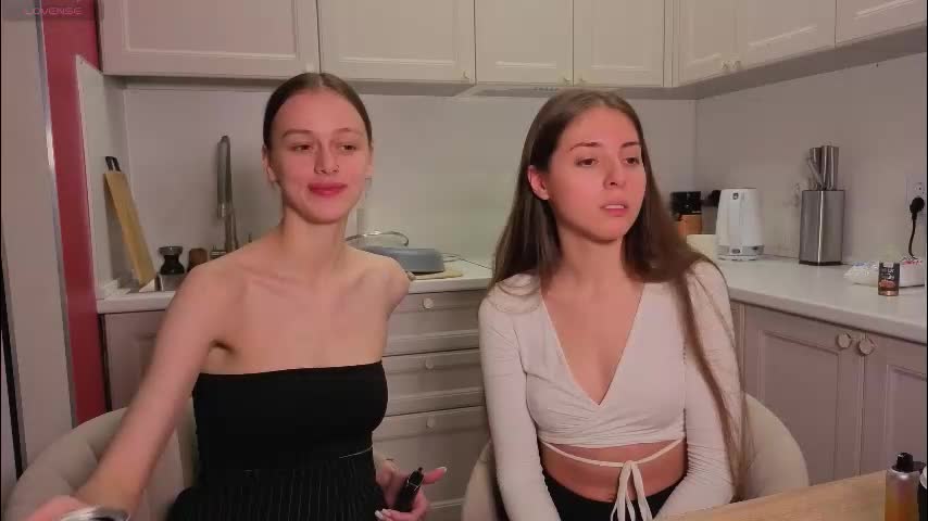 ihavepaws33 Adult Chat November 11, 2025