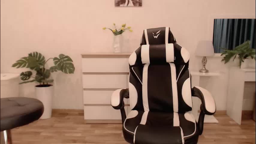 lola_anderson Adult Chat November 11, 2025