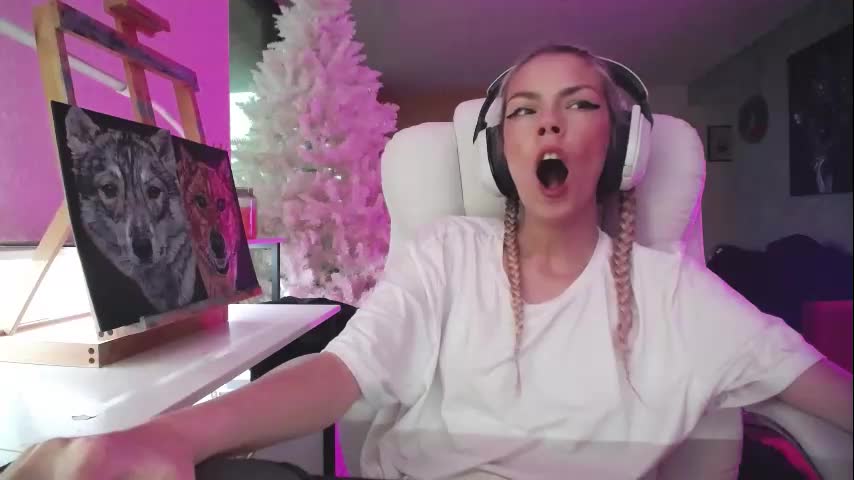 tinykylie Adult Chat November 11, 2025