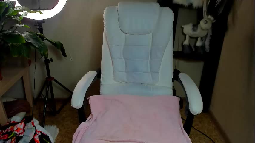 foxy_blond Adult Chat November 11, 2025