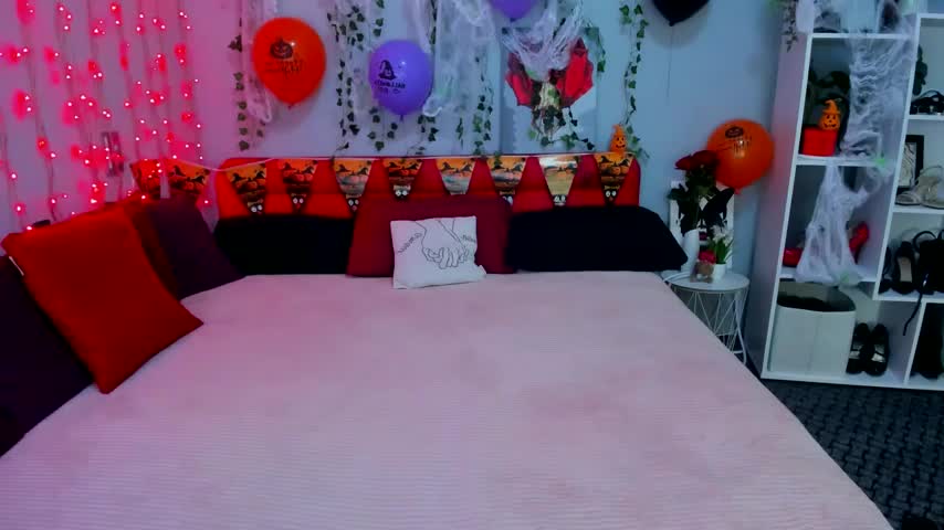 LunaBellucci Adult Chat November 11, 2025