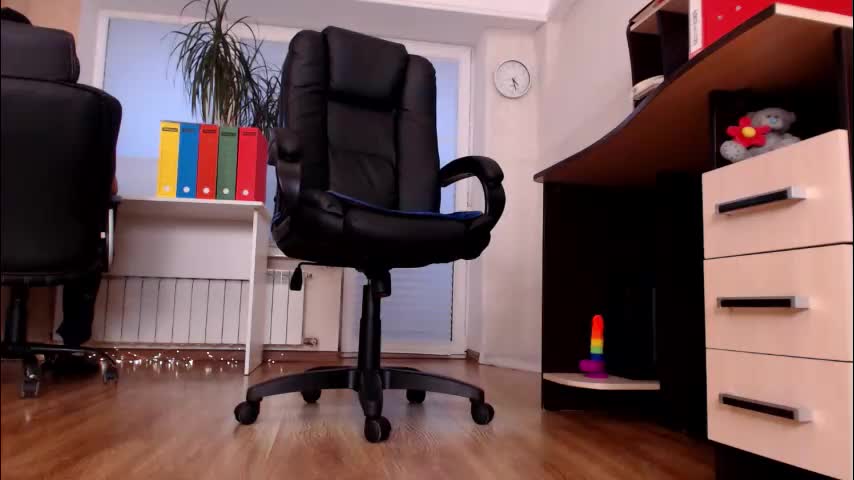 hottdoll611 Adult Chat November 11, 2025