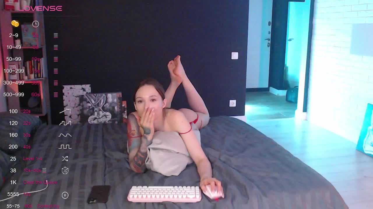 Jade-Lumin Adult Chat November 11, 2025