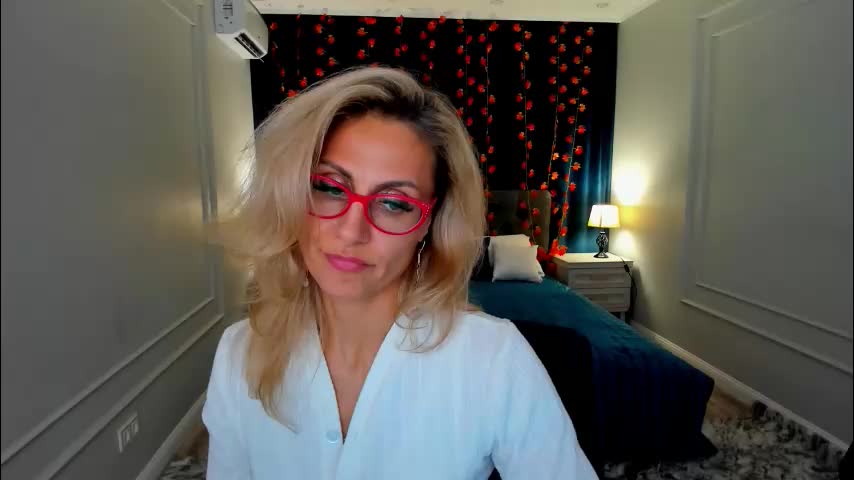 museofstage Adult Chat November 11, 2025