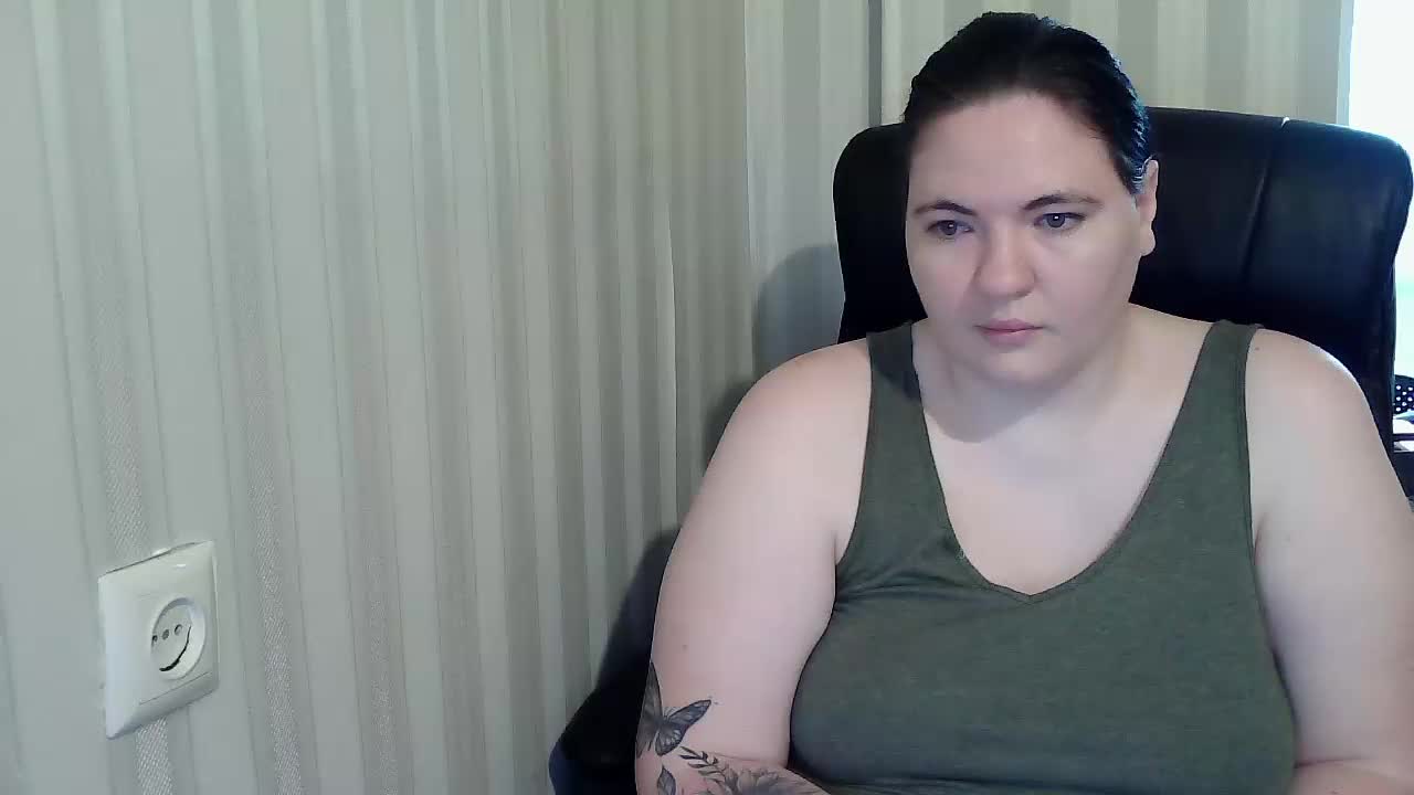 XLisaBlueX Adult Chat November 11, 2025