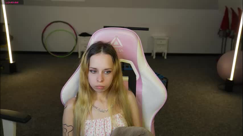 anabel_team054 Adult Chat November 11, 2025