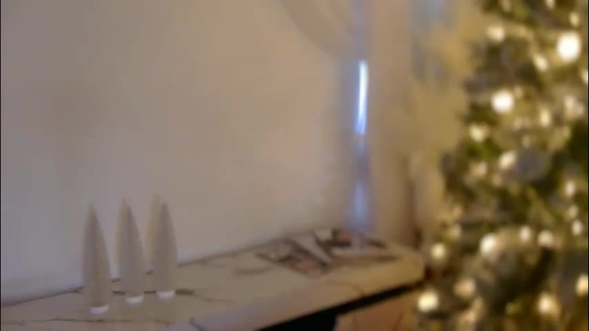 lilbeccaxo Adult Chat November 11, 2025