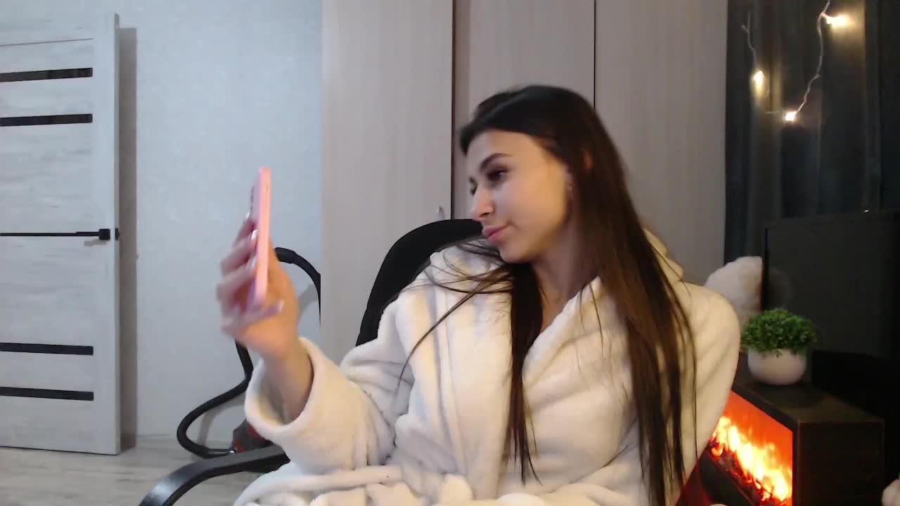 LenaGordon Adult Chat November 11, 2025