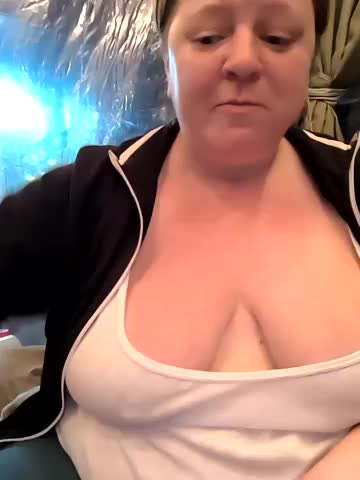 jusichka Adult Chat November 11, 2025