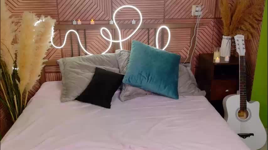 sweetshy_ Adult Chat November 11, 2025