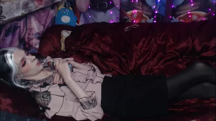 iselestias Adult Chat November 12, 2025