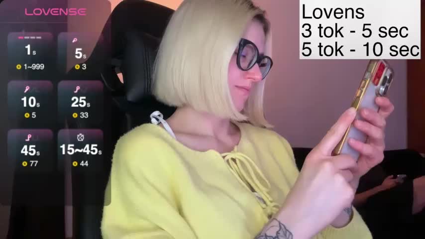 Sexy_Sweets Adult Chat November 12, 2025