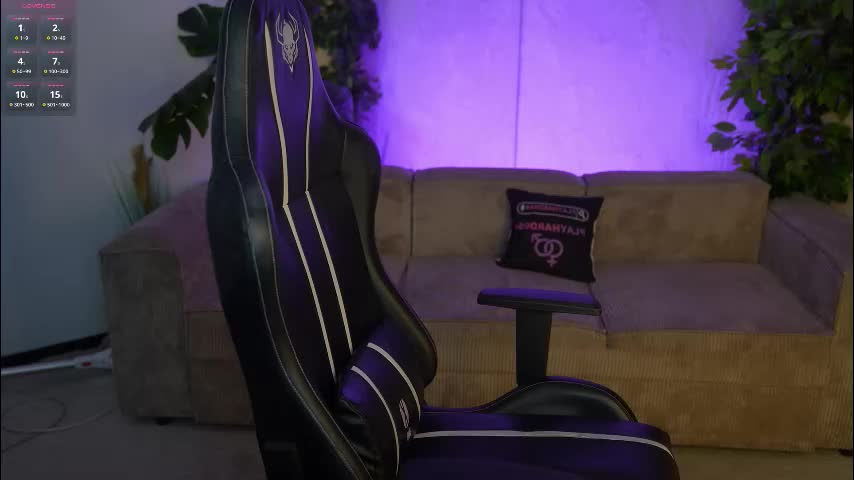 kira0541 Adult Chat November 12, 2025