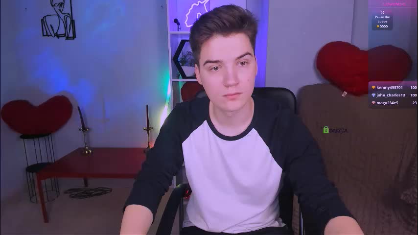 ash_raven_ Adult Chat November 12, 2025