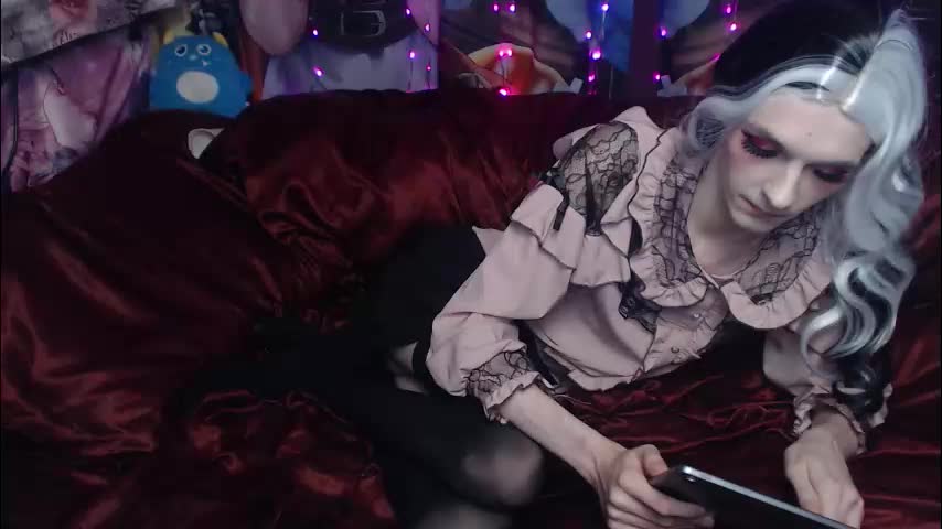 iselestias Adult Chat November 12, 2025