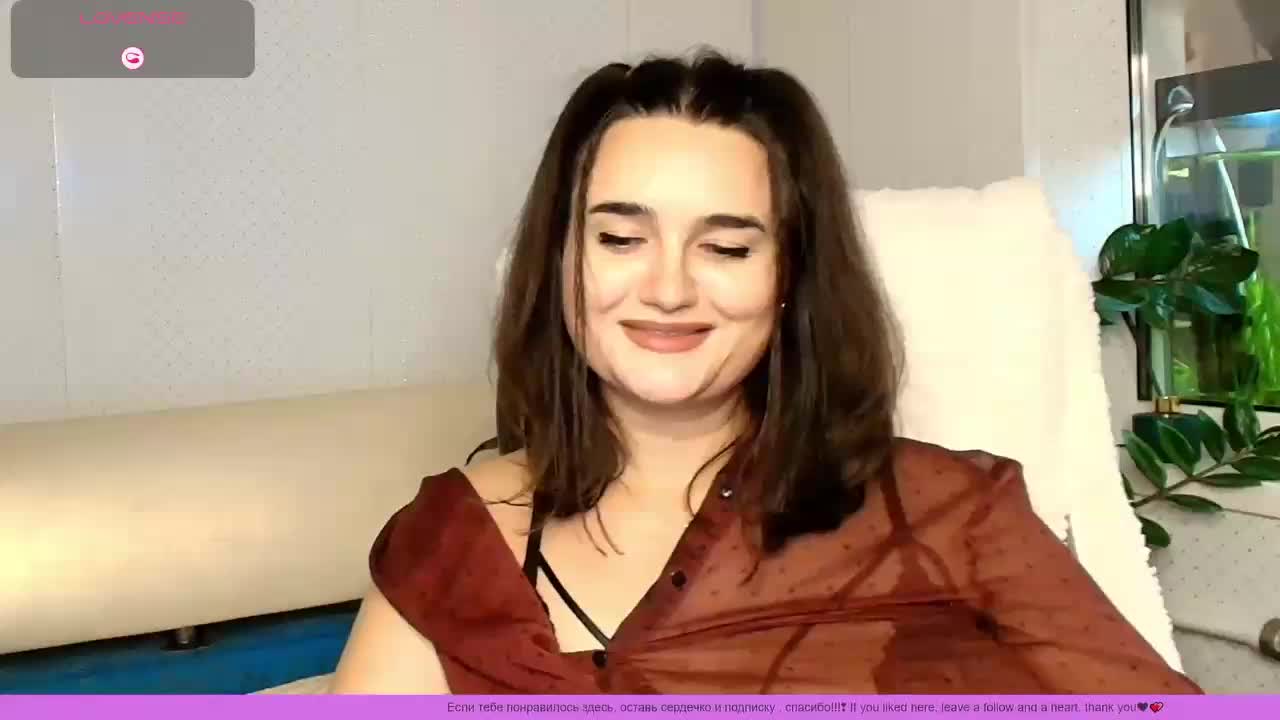 LinaCrave Adult Chat November 12, 2025