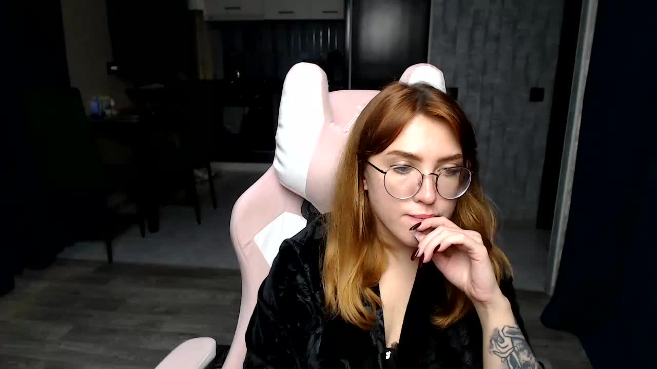 Regimasmile Adult Chat November 12, 2025