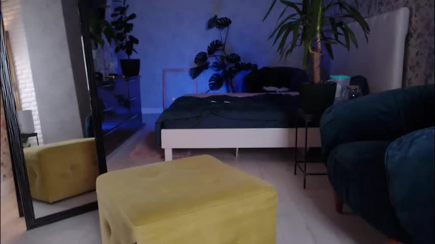 clara_bendover Adult Chat November 12, 2025