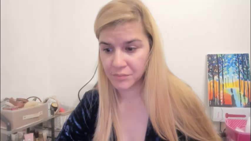 artsyandcraftsy_ Adult Chat November 12, 2025