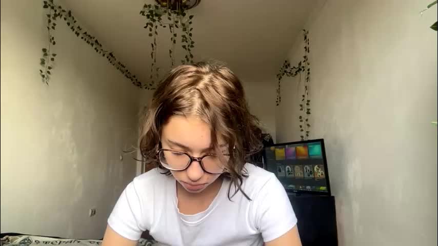 viviennebreihan Adult Chat November 12, 2025