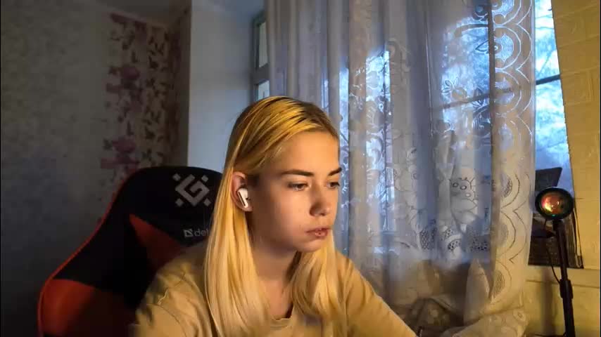 charleneschonert Adult Chat November 12, 2025