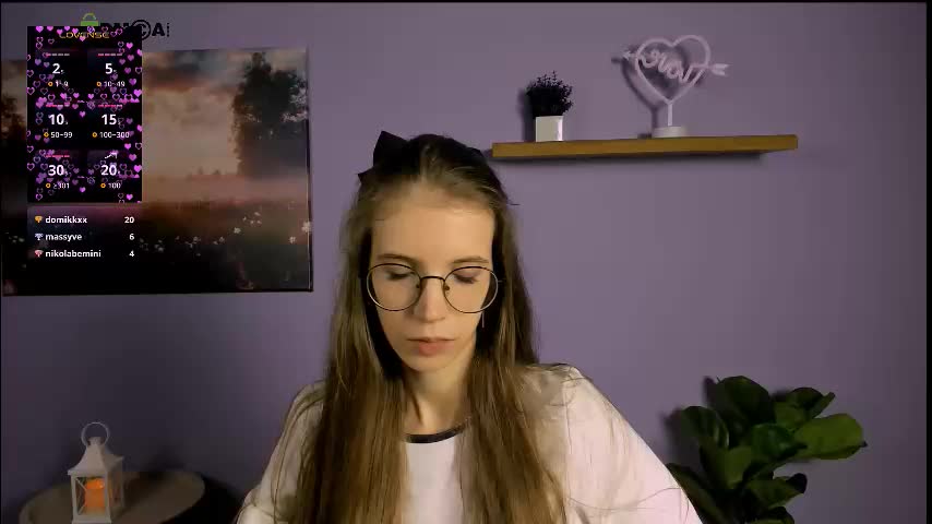 lulu_fly_ Adult Chat November 12, 2025