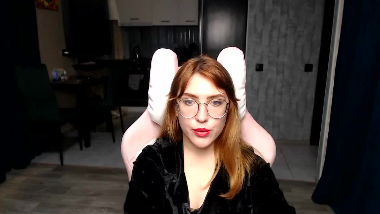 Regimasmile Adult Chat November 12, 2025