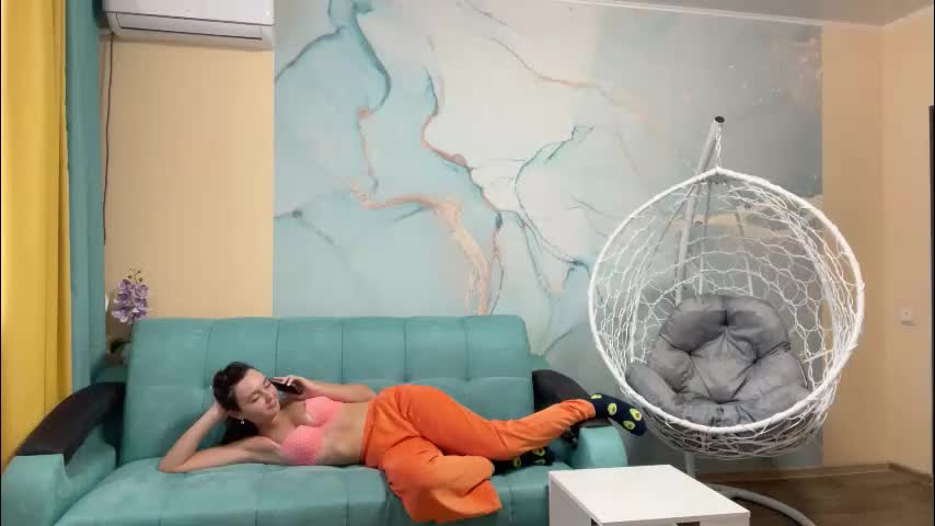 smiling_riddle Adult Chat November 12, 2025