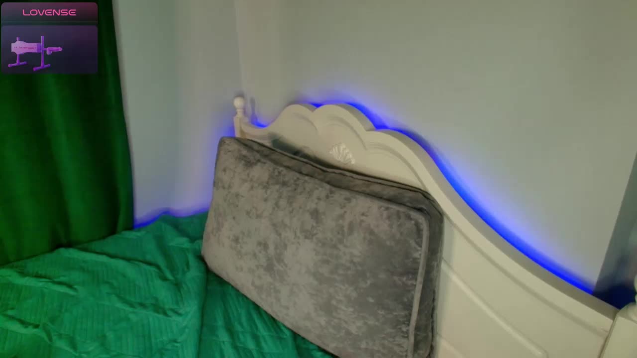 katerine-Monroe Adult Chat November 12, 2025