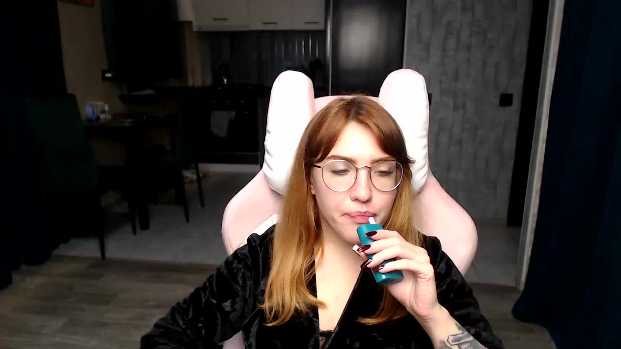 Regimasmile Adult Chat November 12, 2025