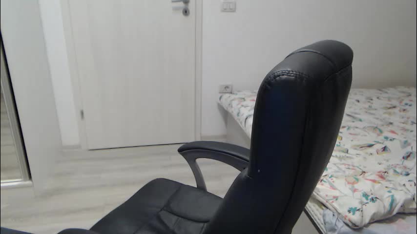 blue_eyes96 Adult Chat November 12, 2025