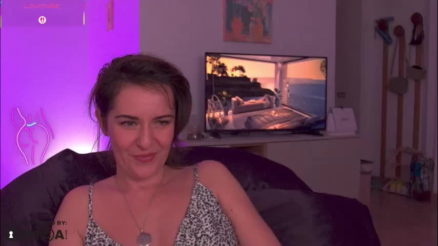 witch_in_silk Adult Chat November 12, 2025