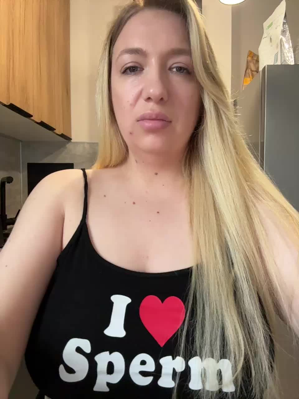 -Sonya699- Adult Chat November 12, 2025