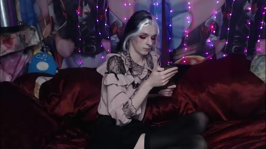 iselestias Adult Chat November 12, 2025