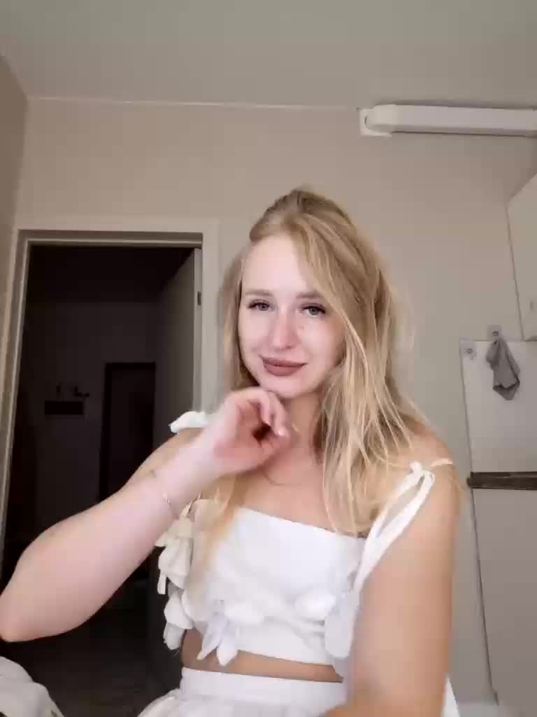 SweetyUAngel Adult Chat November 12, 2025