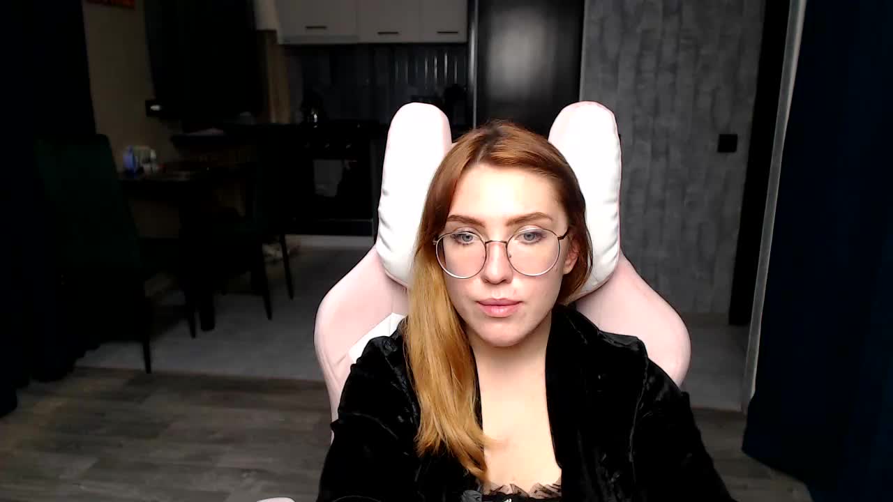 Regimasmile Adult Chat November 12, 2025