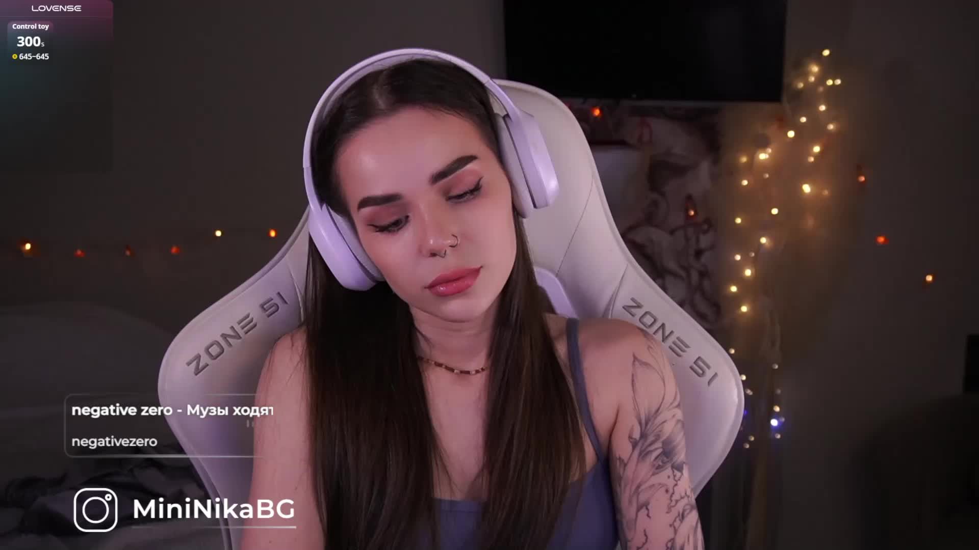 MiniNika Adult Chat November 12, 2025