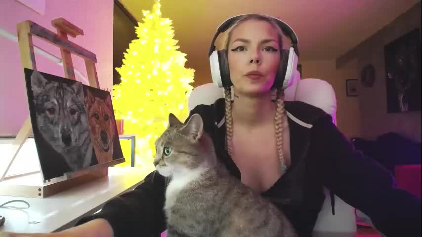 tinykylie Adult Chat November 12, 2025