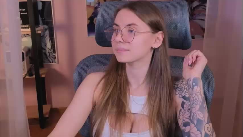 _lovelylove_ Adult Chat November 12, 2025